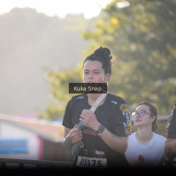 Runner Photo 1637012