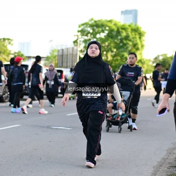Runner Photo 1637013