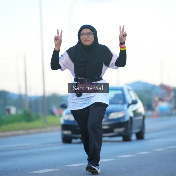 Runner Photo 1637024