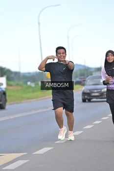 Runner Photo 1637073