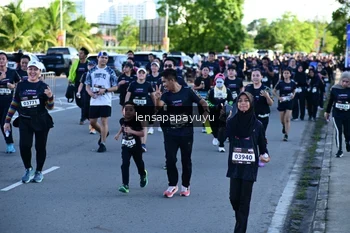 Runner Photo 1637104