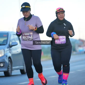 Runner Photo 1637109