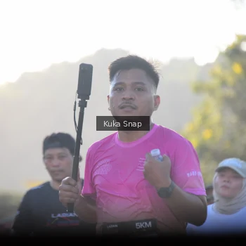 Runner Photo 1637138