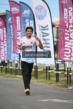 Runner Photo 1637139