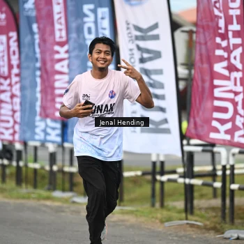 Runner Photo 1637148