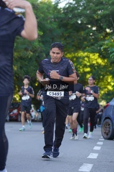 Runner Photo 1637185