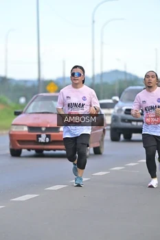 Runner Photo 1637202