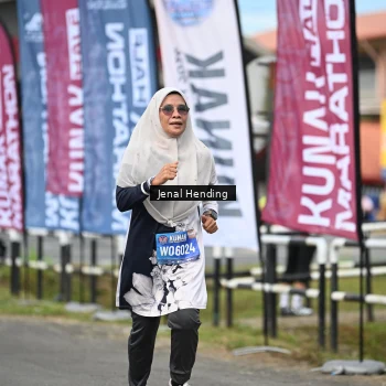 Runner Photo 1637212