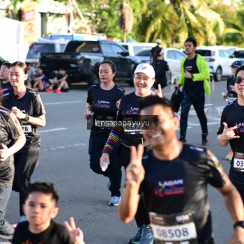 Runner Photo 1637233