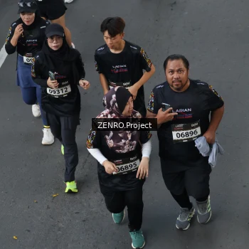 Runner Photo 1637252