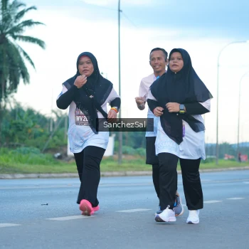 Runner Photo 1637266