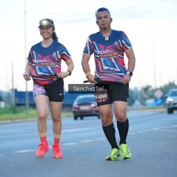 Runner Photo 1637302