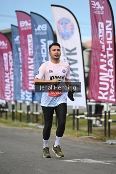 Runner Photo 1637327