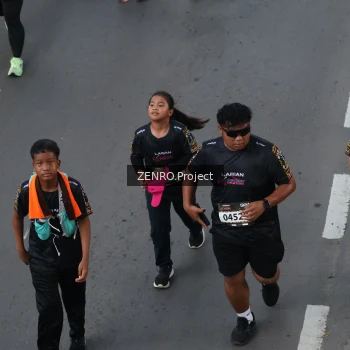 Runner Photo 1637333