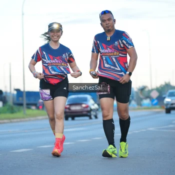 Runner Photo 1637340