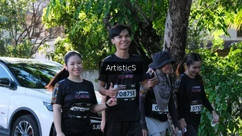 Runner Photo 1637361