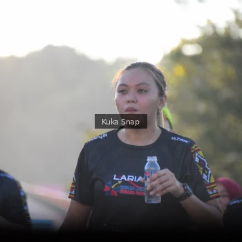Runner Photo 1637420