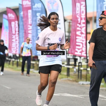 Runner Photo 1637444