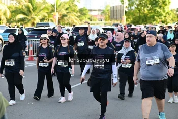Runner Photo 1637459