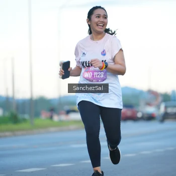 Runner Photo 1637514
