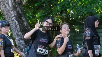 Runner Photo 1637646