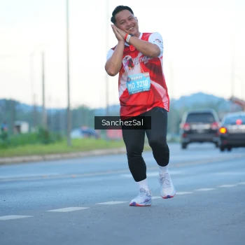 Runner Photo 1637702