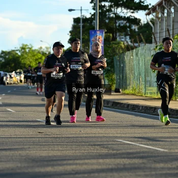 Runner Photo 1637838