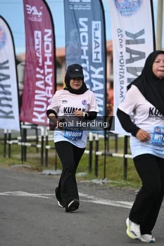 Runner Photo 1637849