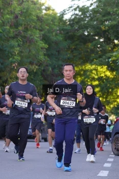 Runner Photo 1638125