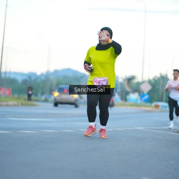 Runner Photo 1638143