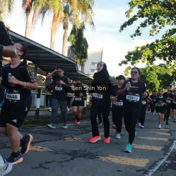 Runner Photo 1638427
