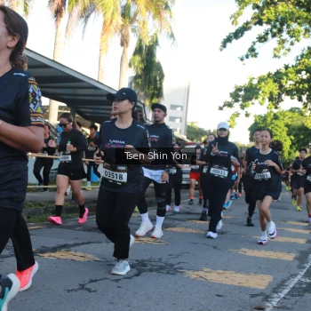 Runner Photo 1638555