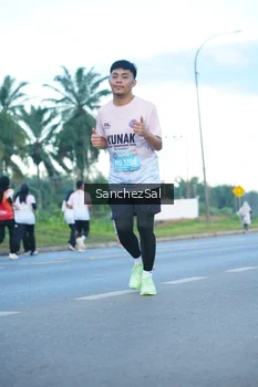 Runner Photo 1638633