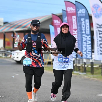 Runner Photo 1638676