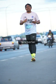 Runner Photo 1638773