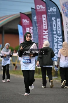Runner Photo 1638811