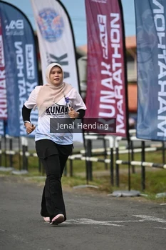 Runner Photo 1638960