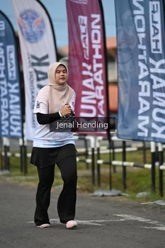 Runner Photo 1638975