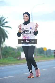 Runner Photo 1638976