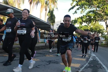 Runner Photo 1638984