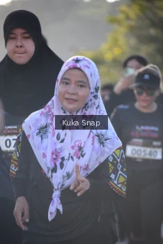 Runner Photo 1639018