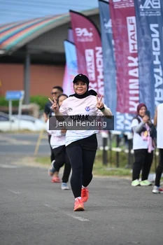 Runner Photo 1639104