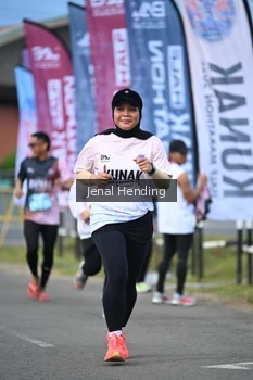Runner Photo 1639130