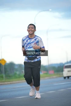 Runner Photo 1639147