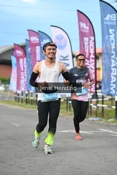 Runner Photo 1639155