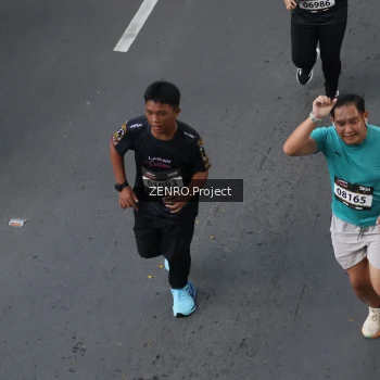 Runner Photo 1639178