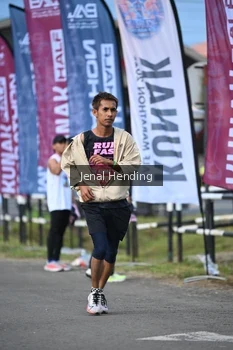 Runner Photo 1639225