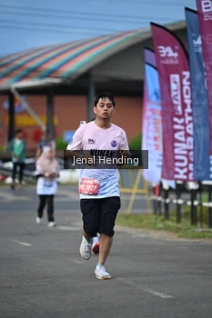 Runner Photo 1639232