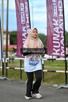 Runner Photo 1639377
