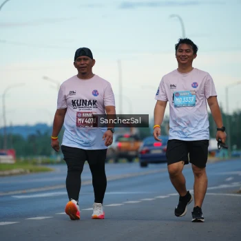 Runner Photo 1639440
